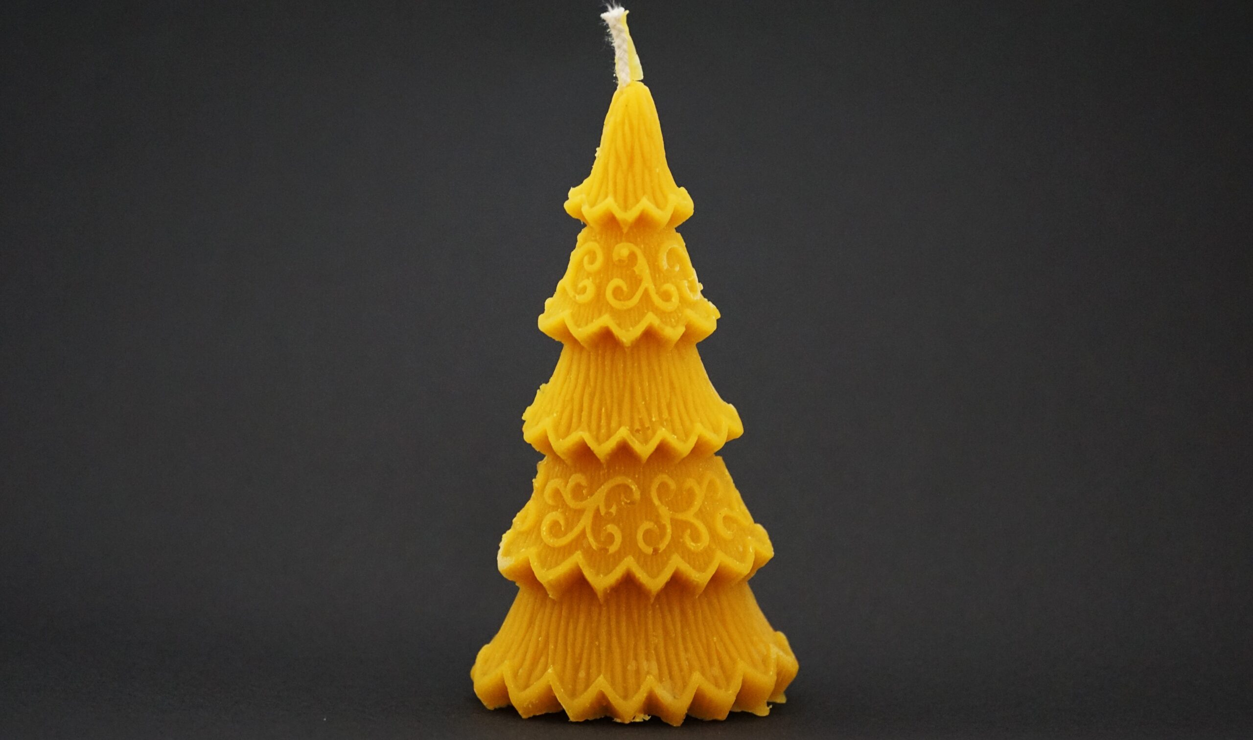 Świeczka z wosku pszczelego – Choinka duża